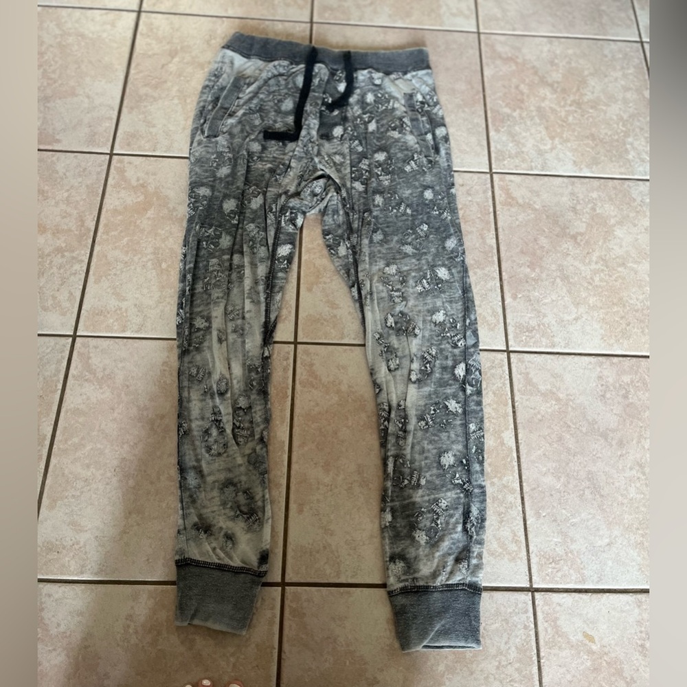 Skull joggers